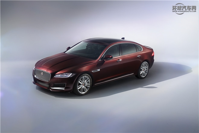 2016款 XF 2.0T 兩驅(qū)R-Sport運(yùn)動版