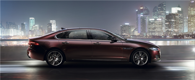 2016款 XF 2.0T 兩驅(qū)R-Sport運動版