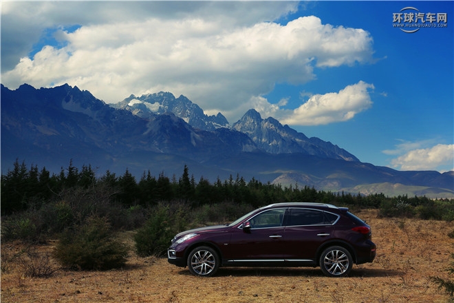 英菲尼迪（進(jìn)口）/英菲尼迪QX50/2.5L 四驅(qū)尊雅版