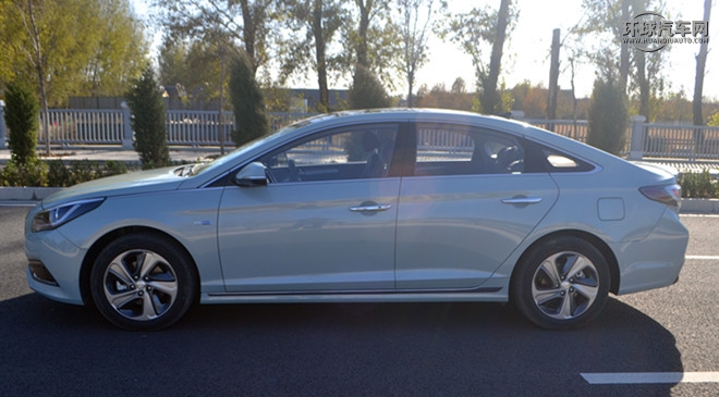 2016款 2.0L hybrid HS領(lǐng)先型