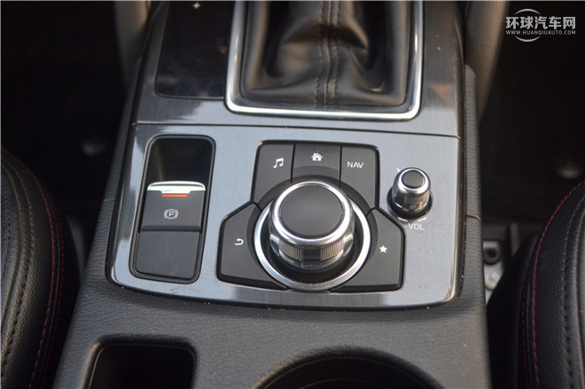 2015款 2.5L 自動四驅(qū)旗艦型