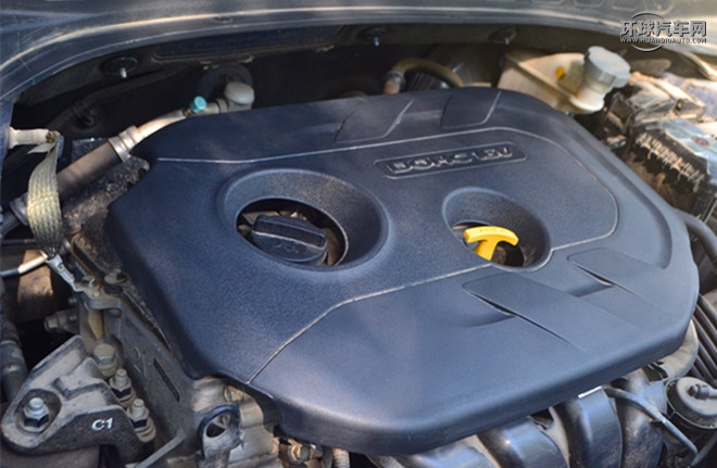 2015款 2.0L 自動(dòng)四驅(qū)尊貴型DLX