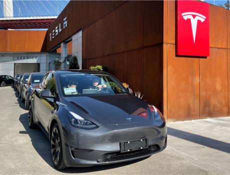 特斯拉在上海舉行中國(guó)制造Model Y、全新Model 3首發(fā)試駕會(huì)