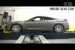 進口日產(chǎn)GT-R跑車輪胎動力技術解析